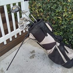 Mens R/H Infinity Golf Set