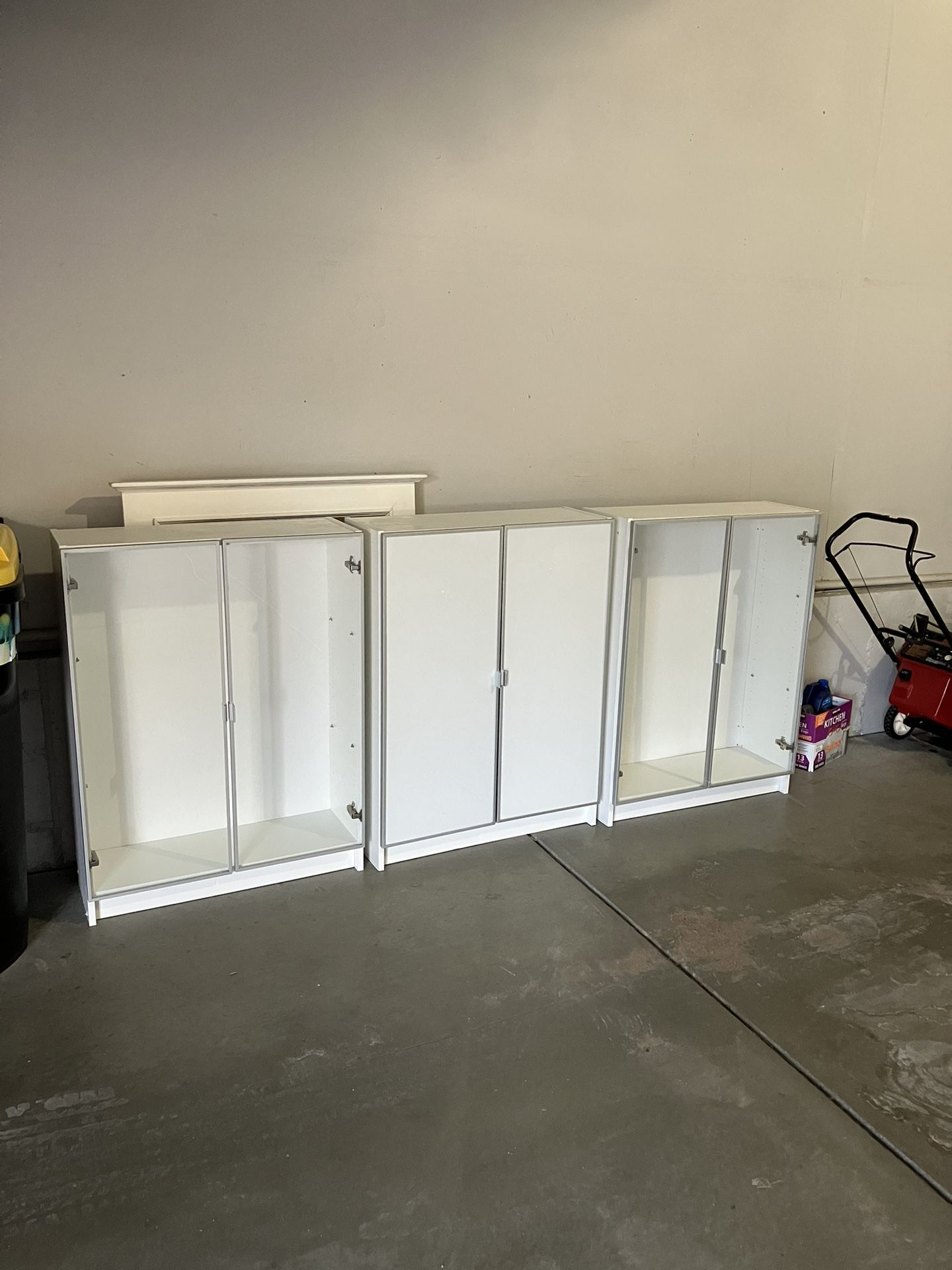 Shelving Cabinets With Glass Doors