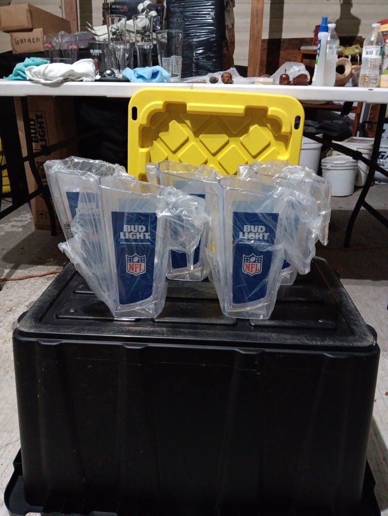 Bud Light NFL 38 oz Pitcher