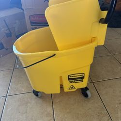Mop Bucket 