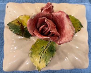 Vintage Ceramic Rose Trinket Box