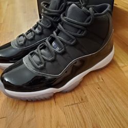 VNDS Men's Jordan Retro 11 Space Jam Size 11 2016