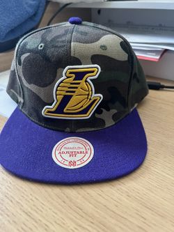 Camou Mitchell & Ness L.A Lakers Hat 