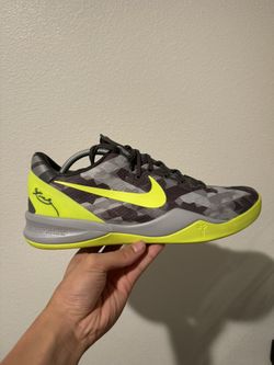 Nike Kobe 8 Volt Size 11.5