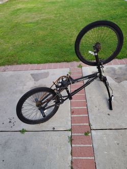 Bmx bicycle