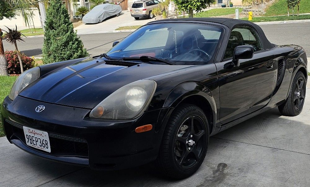 2001 Toyota MR2