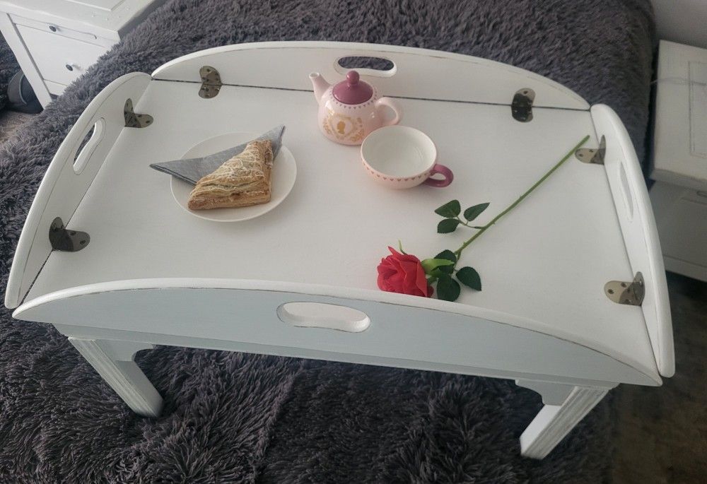 Tray Table