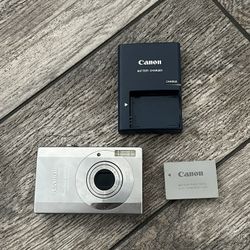 Canon PowerShot SD790 IS Camera