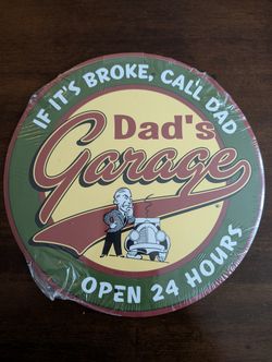 DAD'S GARAGE SIGN