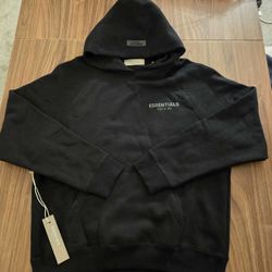 Essential Hoodie 