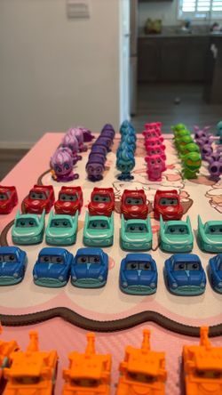 Neon pop Disney Doorables
