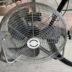 Vintage Heavy Duty Metal Fan