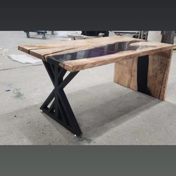 River Resin Coffe Table