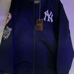 NY YANKEES BOMBER JACKET SMALL MEN 