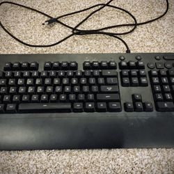 LOGITECH G213 - Gaming Keyboard