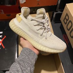Adidas Yeezy 350 Light size 10 USED But Clean