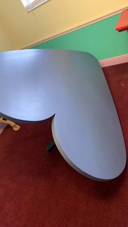 Table Wood Hearth shape (FREE)
