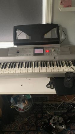 YAMAHA dgx-505. (See description)