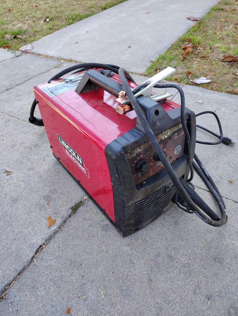 Electric Welder Lincoln Electric