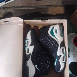Griffeys Size 9.5