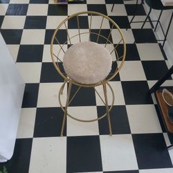 Hold Swivel  Bar Chairs / Stools