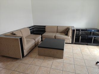 Sectional sofa with coffee table and side tables (the 2 end tables have power in them)