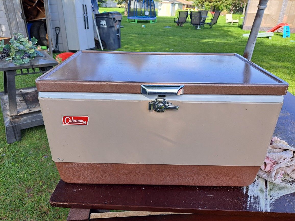 VINTAGE 1970'S 2TONED METAL COOLER BN CONDITION