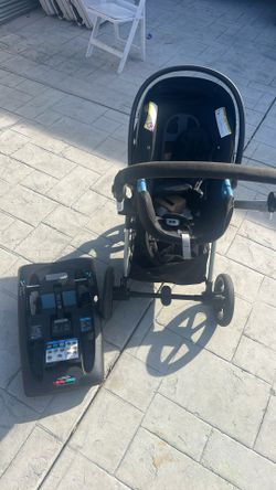 Stroller And What’s On Picture