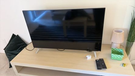 Vizio 43” 4k TV with Remote