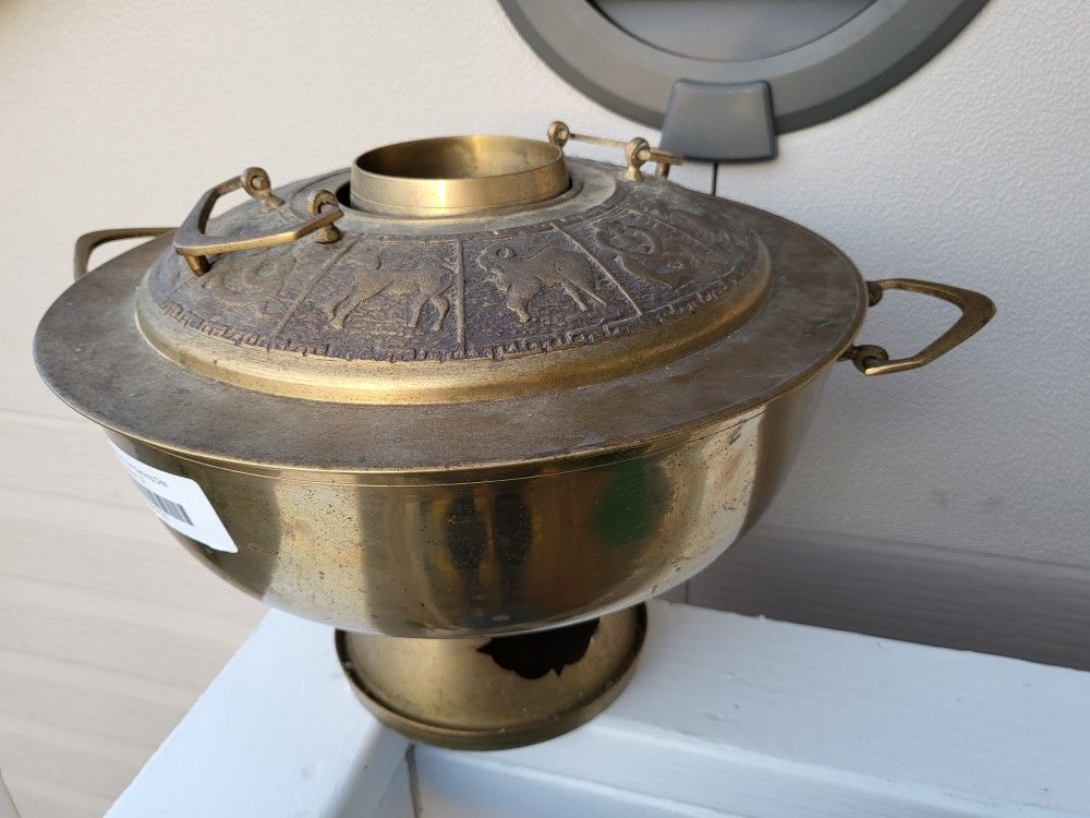 Hotpot Large Size brass Pre Owned Good Condition,All Products : American Fashion Style Bags On Sale