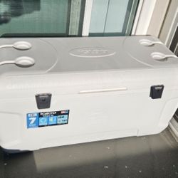 Igloo 150 Qt Latitude Marine Hard Side Cooler 