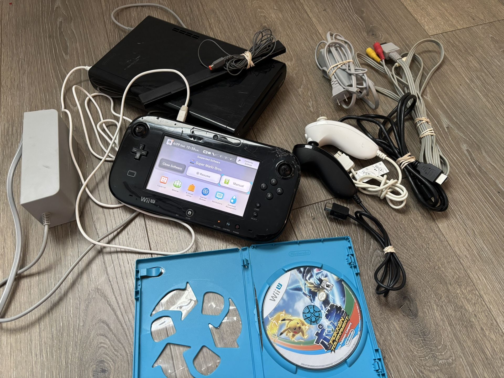 Nintendo Wii U Bundle Tested and Working! See conditions!