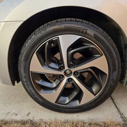 Hyundai Tucson Wheels 5x114.3 