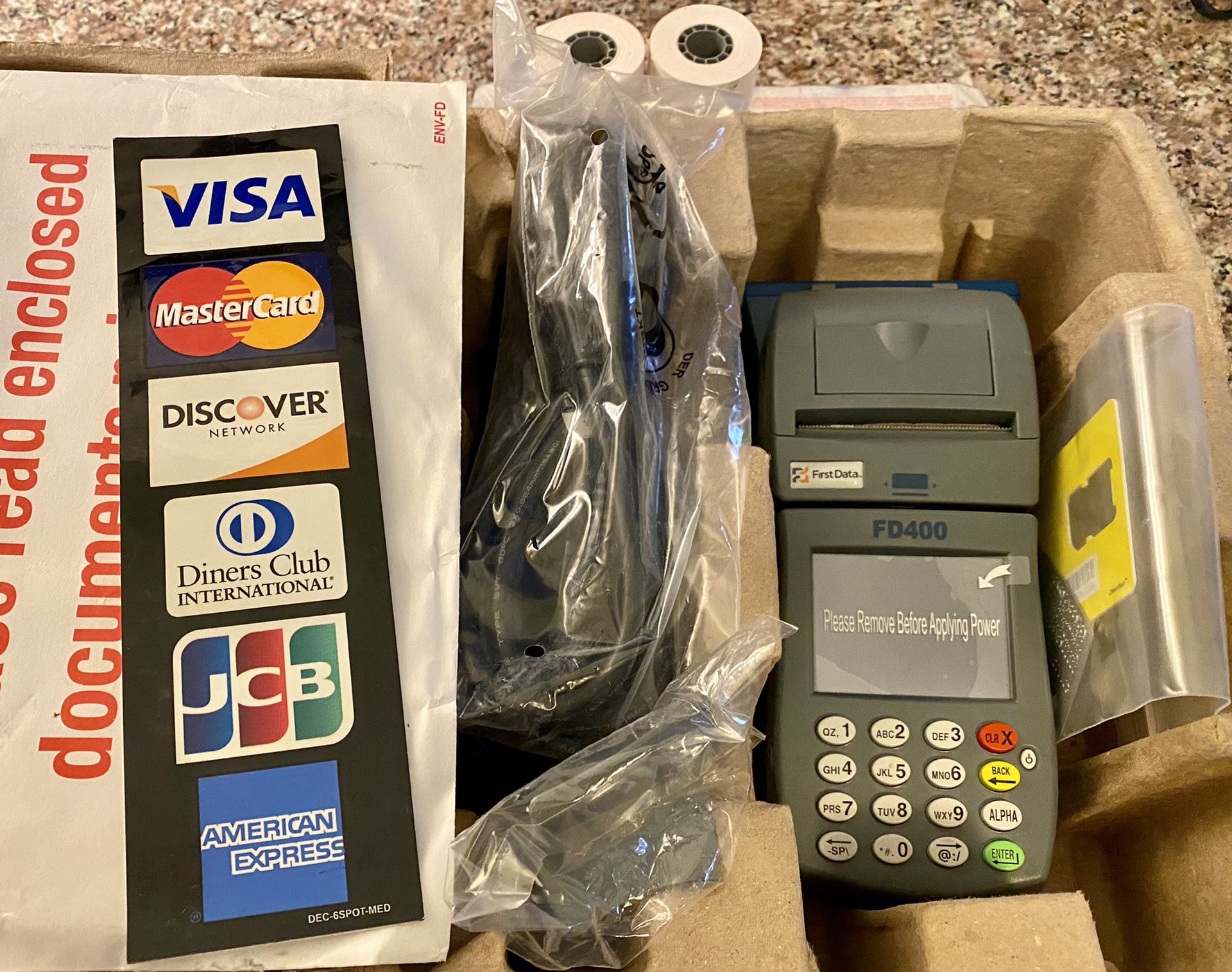 FD400 Wireless (Portable) Credit/Debit Card Terminal - Brand New (out of box)