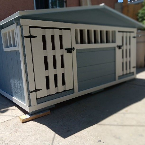 DOG HOUSES