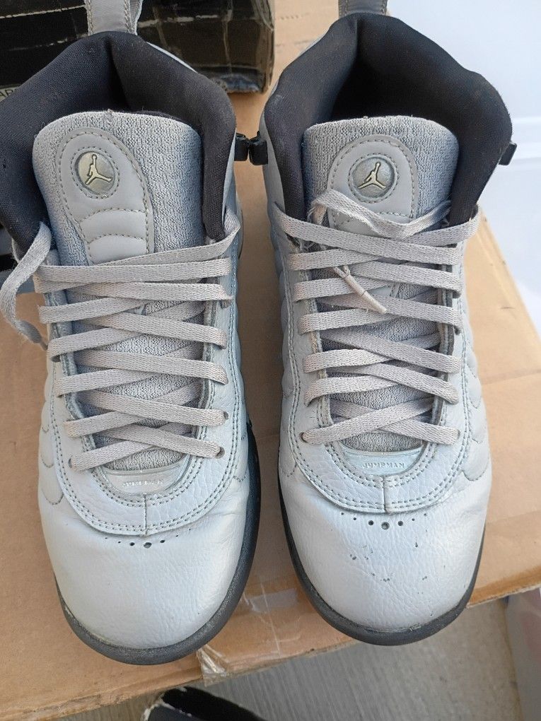 Jordan 12 "Jumpman Pro" - 'Wolf Gray'