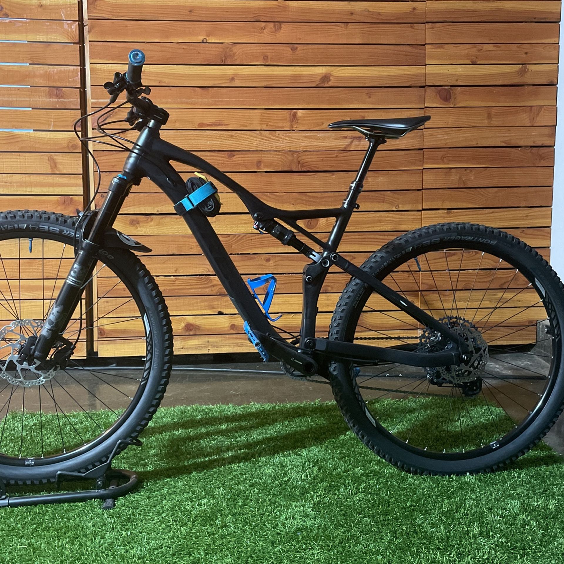 Orbea occam tr h30 bike best sale 2019