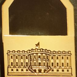White House Gold Plated Gift Key Ring