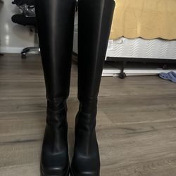 Black Plataform boots