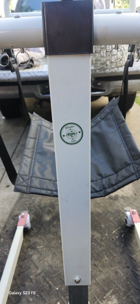 Handicap Lift With Bathroom Harnest