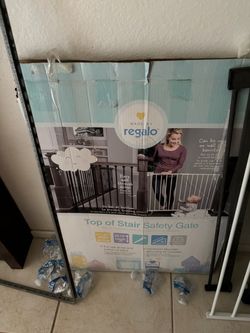 Regalo Top of Stair Safety Gate