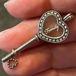 Key and heart pendant