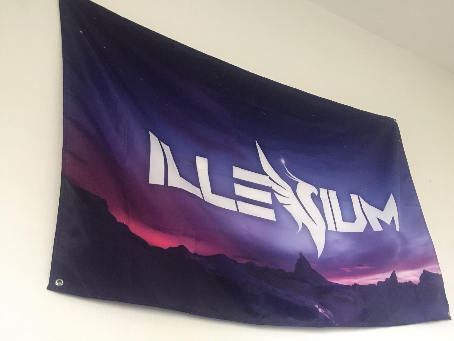 Illenium flag