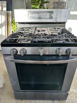 LG STOVE