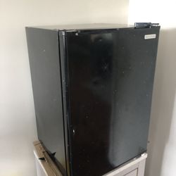 Insignia  Mini Fridge 