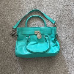 Versona Purse