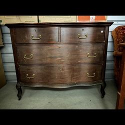 Antique 4 Drawer Dresser