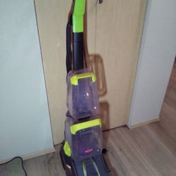 Bissell TurboClean PowerBrush Pet Carpet Cleaner