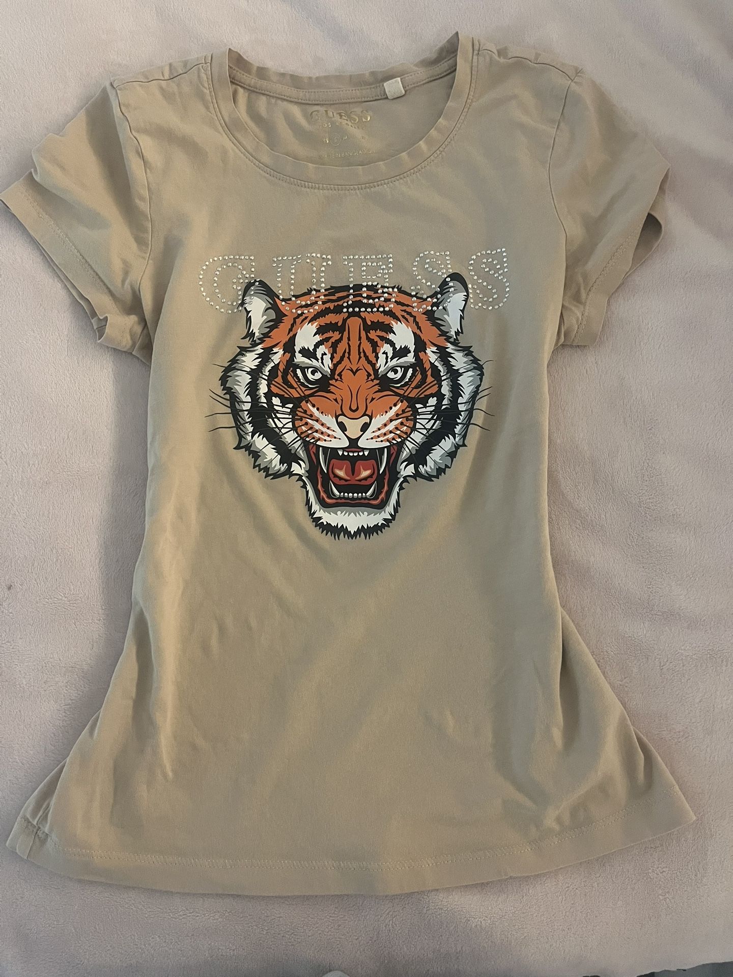 Guess top