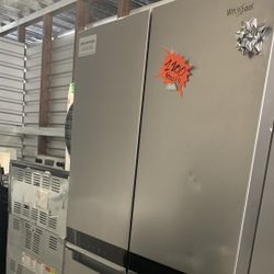 Brand New Whirlpool Refrigerator WRQA59CNKZ - $900